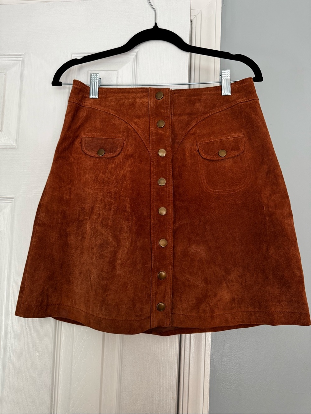 Anthropologie Suede Leather Rust
Brown Button Front Mini Skirt - Picture 4 of 8